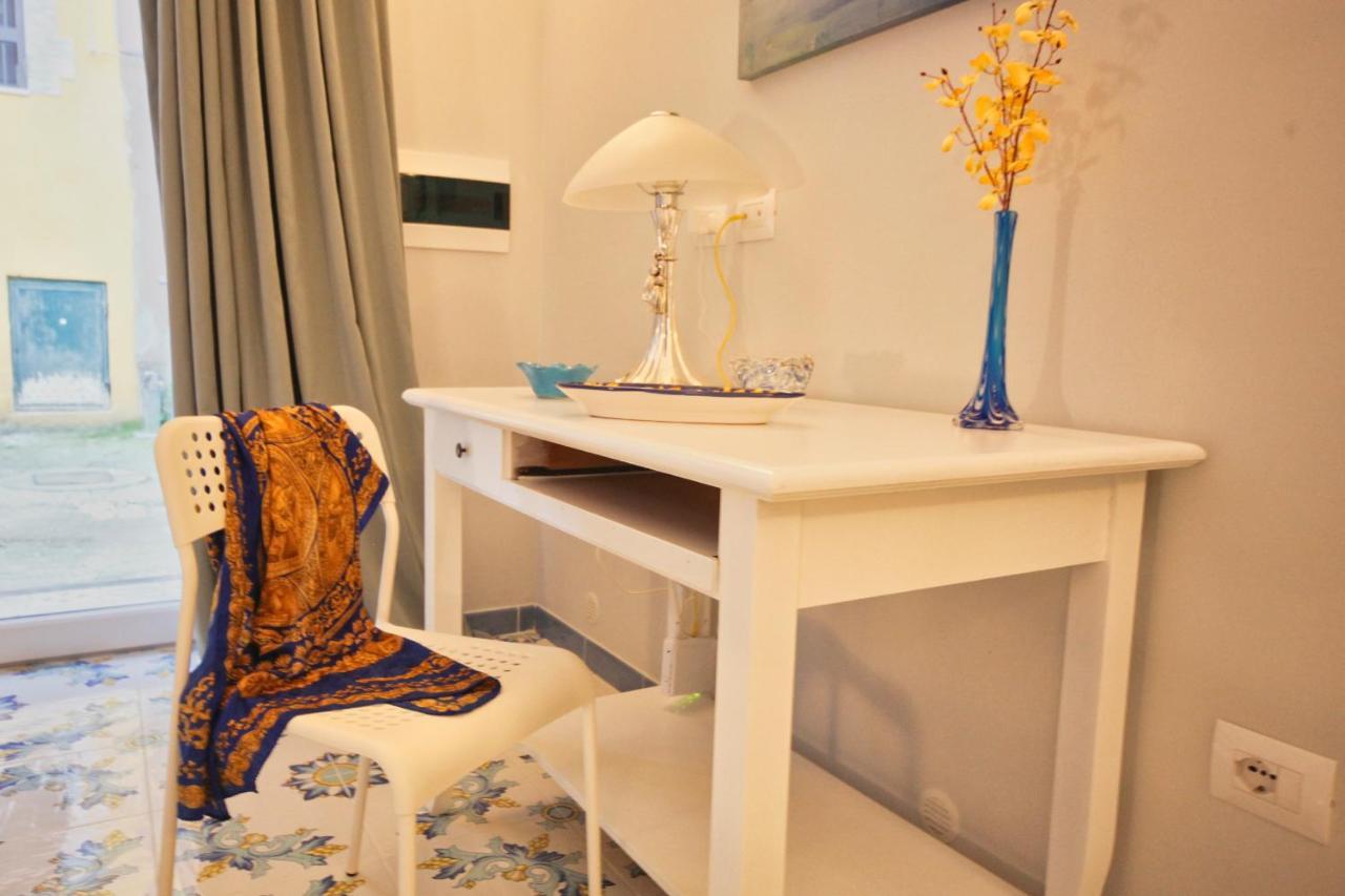 Bed and Breakfast Domus Vilu Nocera Superiore Exterior foto
