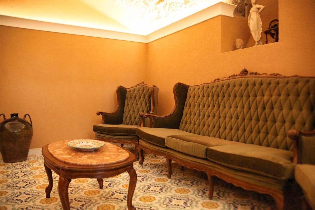 Bed and Breakfast Domus Vilu Nocera Superiore Exterior foto