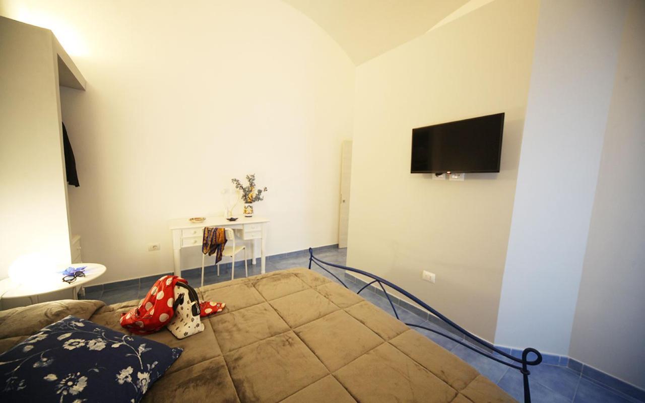 Bed and Breakfast Domus Vilu Nocera Superiore Exterior foto