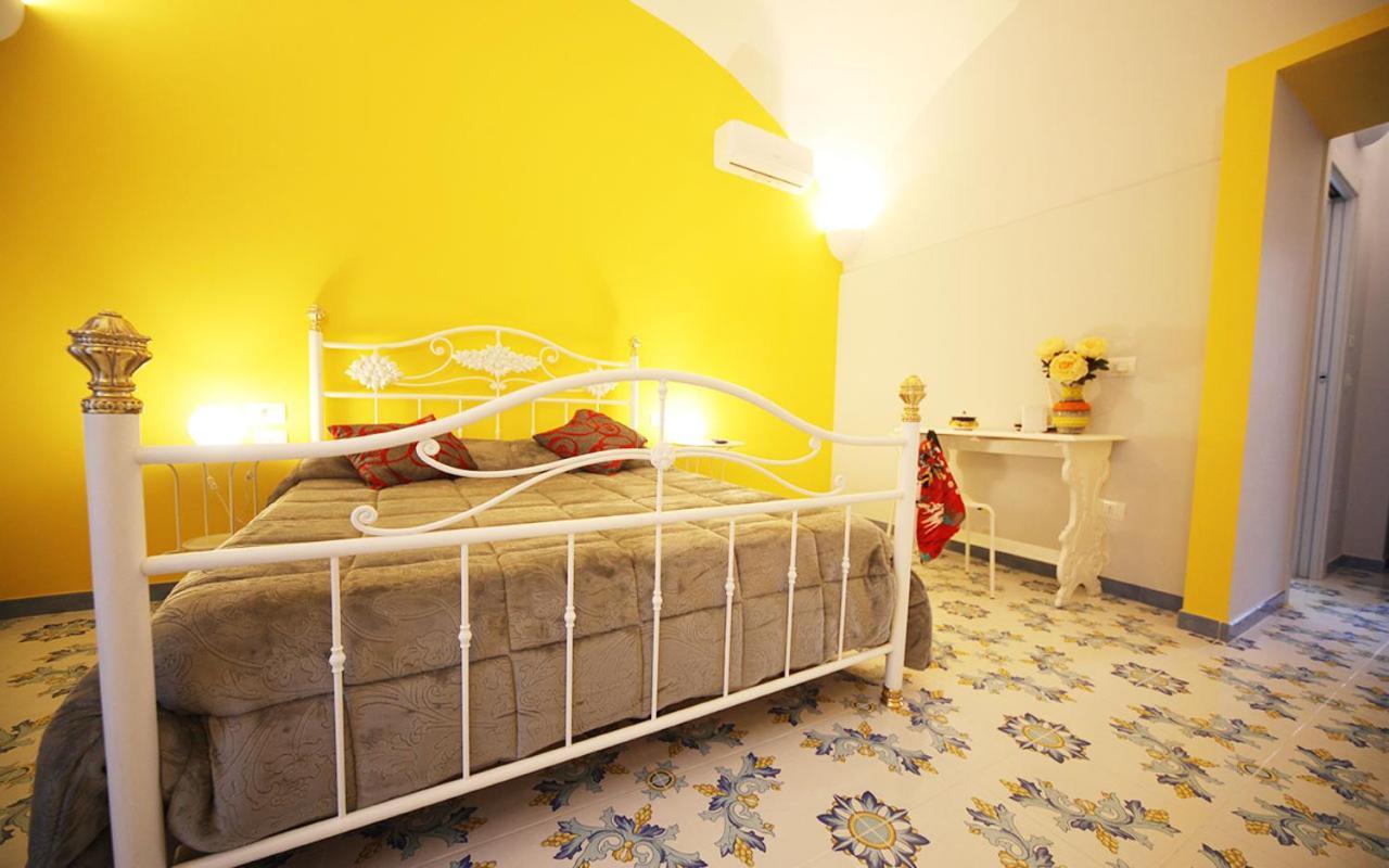 Bed and Breakfast Domus Vilu Nocera Superiore Exterior foto